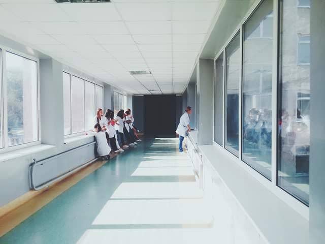 A glimpse of the care environment — illustrative photograph 1